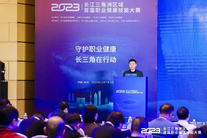 通过这样的 通过这样的