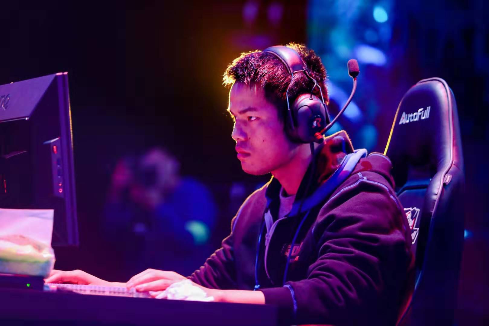 为球迷关注 为球迷关注