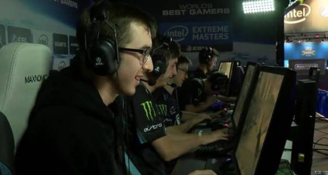 泰山队在中 泰山队在中