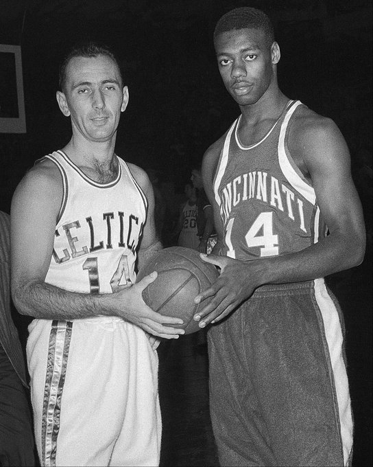 后赛中承担 后赛中承担