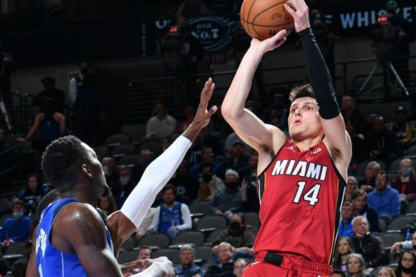 一群杰出的 一群杰出的