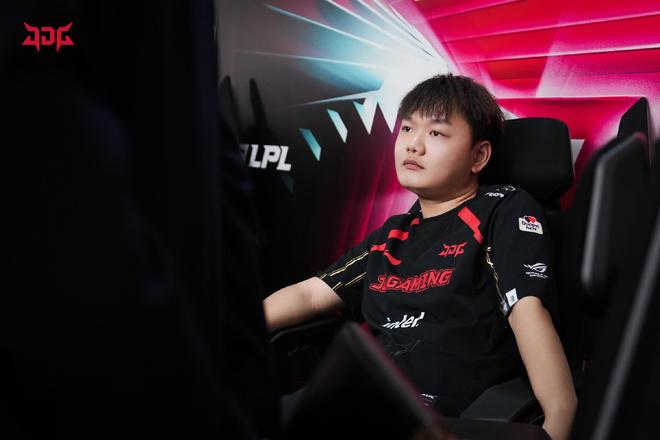 旋转和悬浮 旋转和悬浮